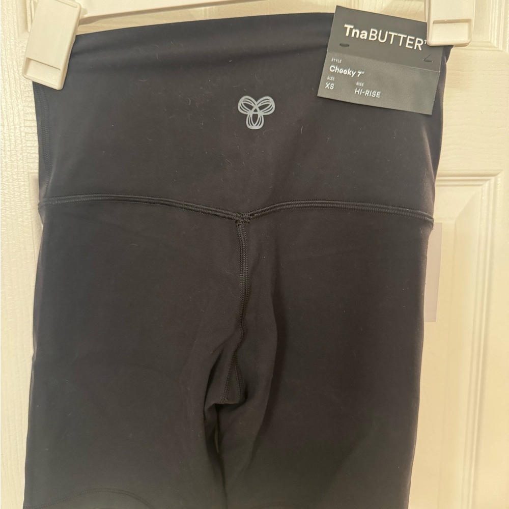 Aritzia TNA Black Seamless Shorts Brand New